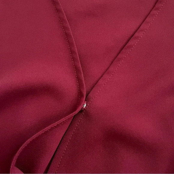 Tommy Hilfiger Red Maroon Burgundy Size S Peplum Wrap Flowy Blouse Top Christmas - Picture 11 of 16
